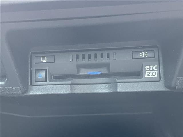 Toyota CROWN 2022 8388834-3