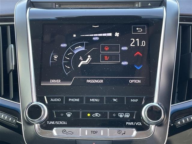 Toyota CROWN 2018 8388835-12