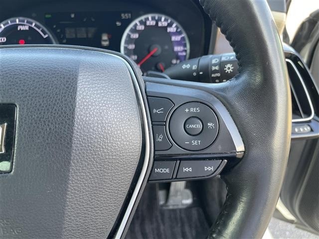 Toyota CROWN 2018 8388835-19