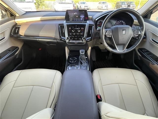 Toyota CROWN 2018 8388835-22