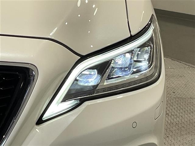 Toyota CROWN 2018 8388920-13