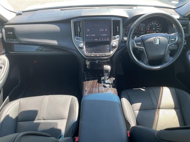 Toyota CROWN 2017 8389189-15