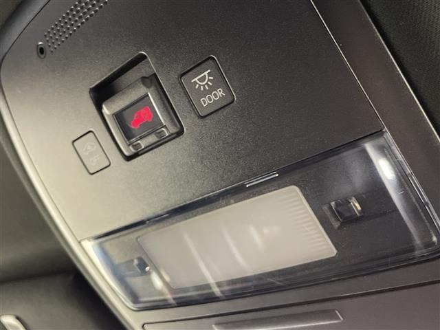 Toyota CROWN 2018 8389421-2