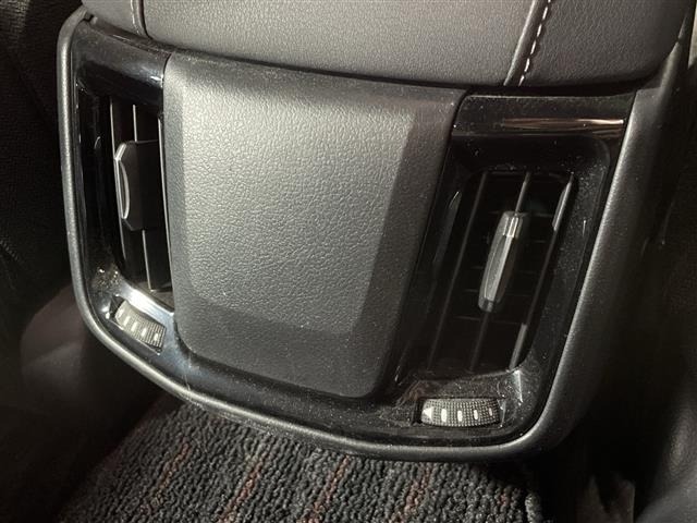 Toyota CROWN 2018 8389421-22