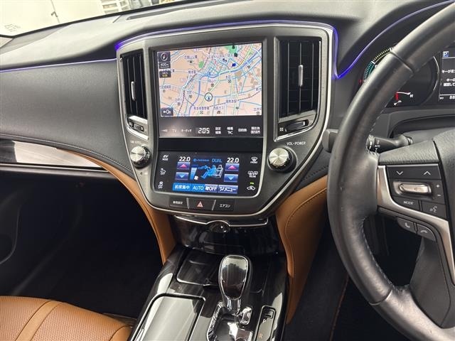 Toyota CROWN 2016 8389479-19