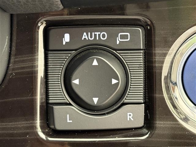 Toyota CROWN 2017 8389583-10