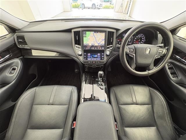 Toyota CROWN 2017 8389583-15