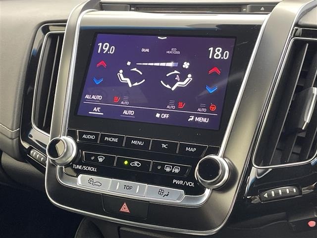 Toyota CROWN 2018 8389870-1
