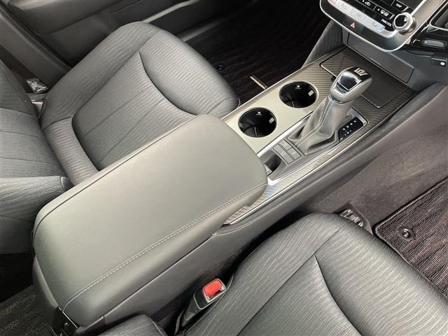 Toyota CROWN 2018 8389870-3