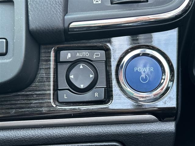 Toyota CROWN 2017 8389922-20