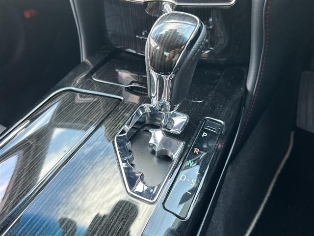Toyota CROWN 2017 8389922-5