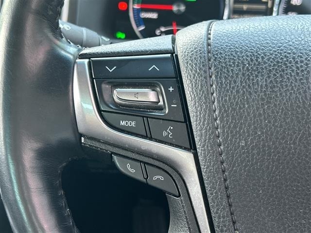 Toyota CROWN 2017 8389922-9