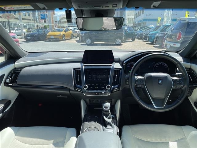 Toyota CROWN 2018 8390089-15