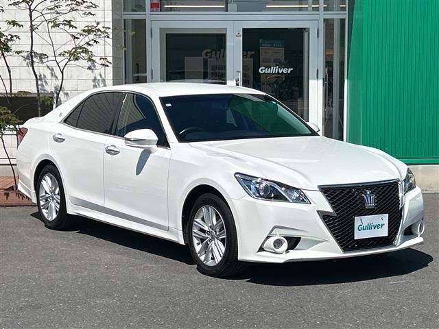 Toyota CROWN 2013 8390162-0