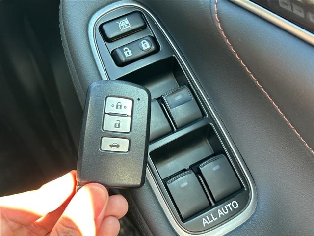 Toyota CROWN 2013 8390162-5