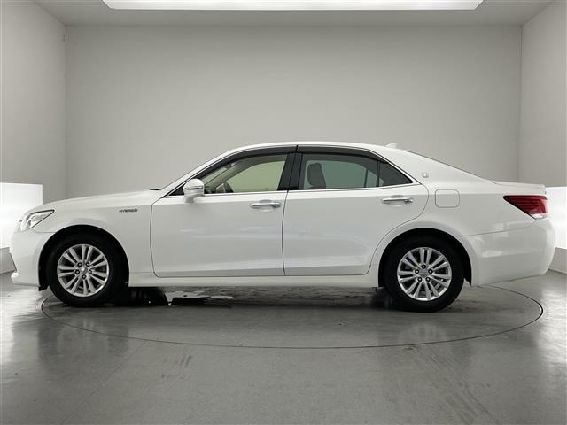 Toyota CROWN 2013 8390219-20