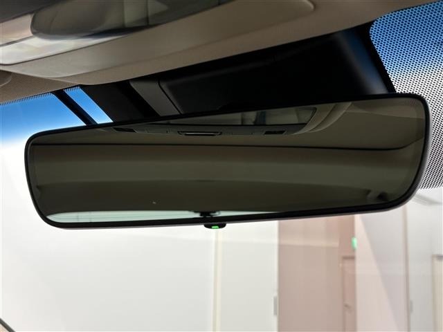 Toyota CROWN 2018 8390250-3