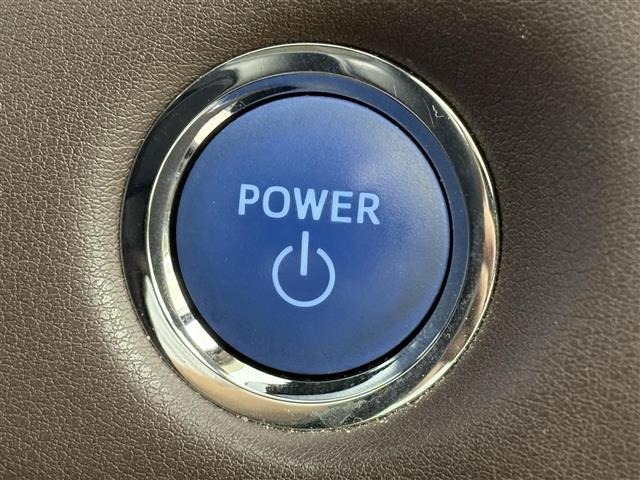 Toyota CROWN 2018 8390250-6