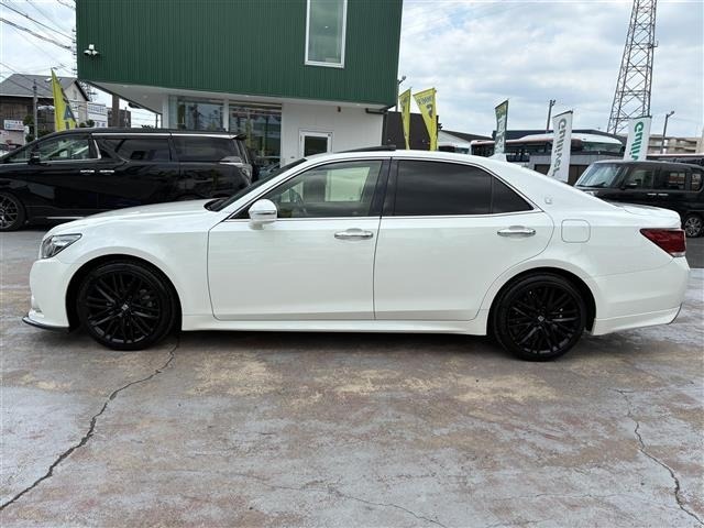 Toyota CROWN 2014 8390300-17