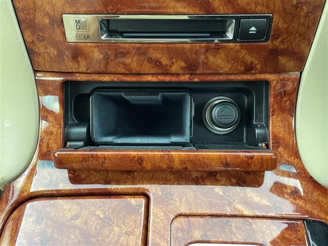 Toyota CROWN 2004 8390946-4