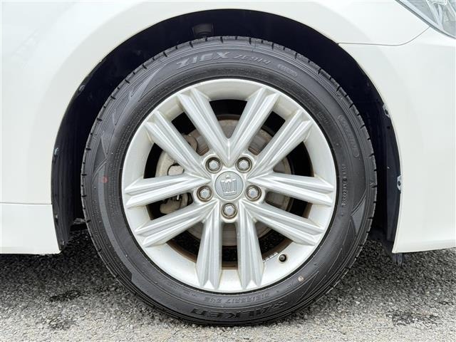 Toyota CROWN 2013 8390984-6