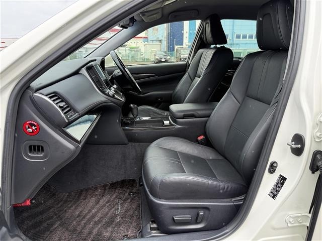 Toyota CROWN 2013 8390984-7