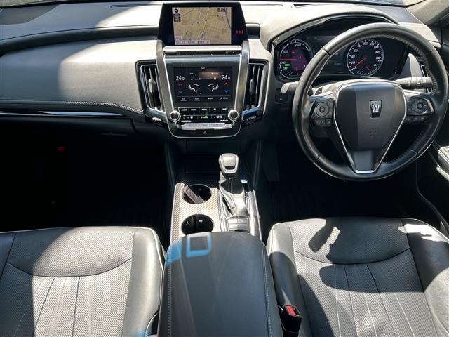 Toyota CROWN 2018 8391037-3