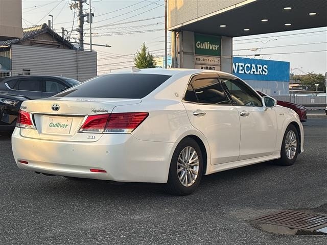 Toyota CROWN 2015 8391302-1