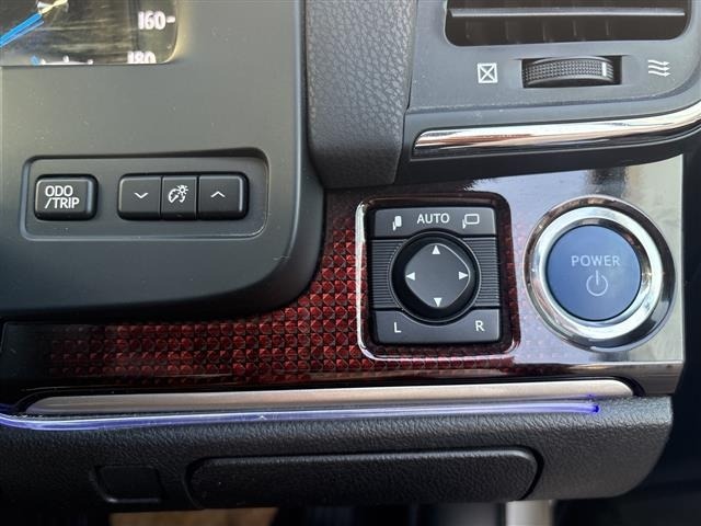 Toyota CROWN 2015 8391302-22