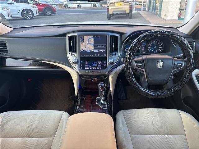 Toyota CROWN 2015 8391302-5
