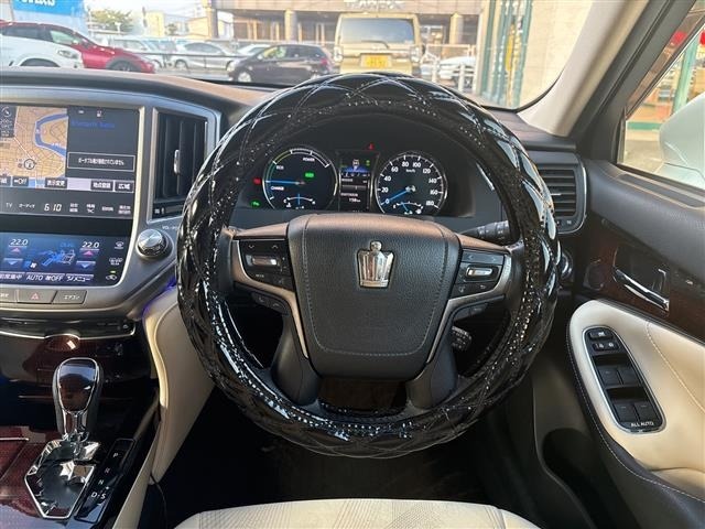 Toyota CROWN 2015 8391302-7