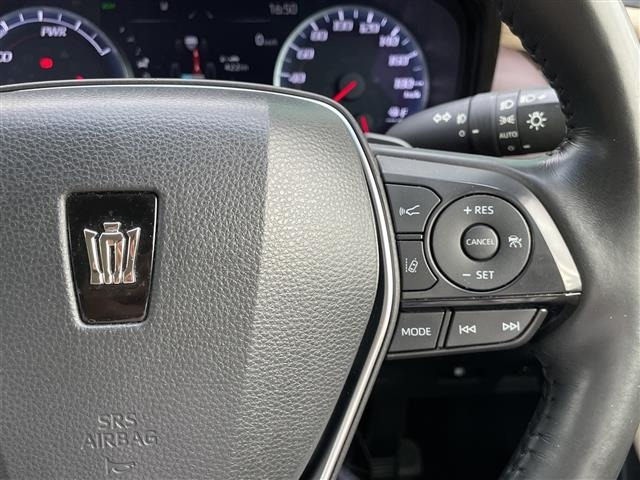 Toyota CROWN 2018 8391356-5