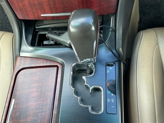 Toyota CROWN 2008 8391452-23