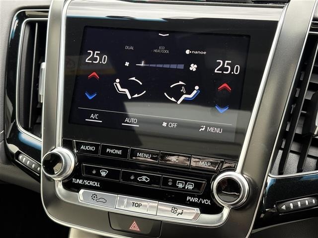 Toyota CROWN 2018 8391491-10