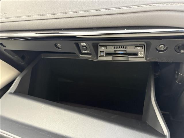 Toyota CROWN 2018 8391491-6