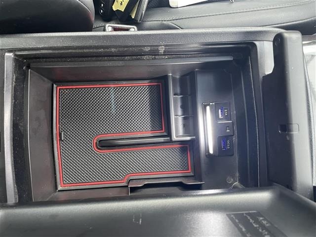 Toyota CROWN 2013 8391577-4