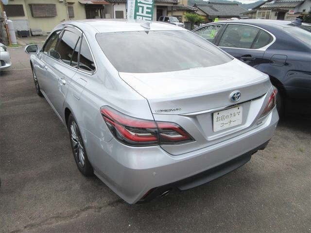 Toyota CROWN 2021 8392176-1