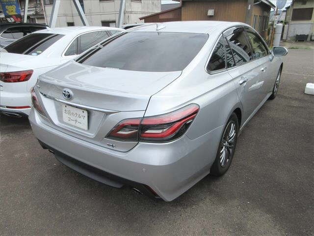 Toyota CROWN 2021 8392176-12