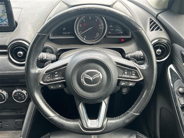 Mazda DEMIO 2018 8417318-19