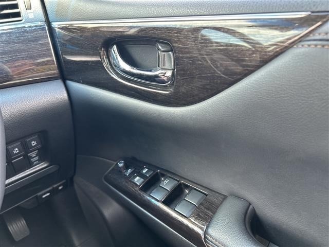 Nissan ELGRAND 2012 8417747-22