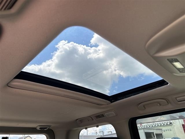 Nissan ELGRAND 2012 8417747-8