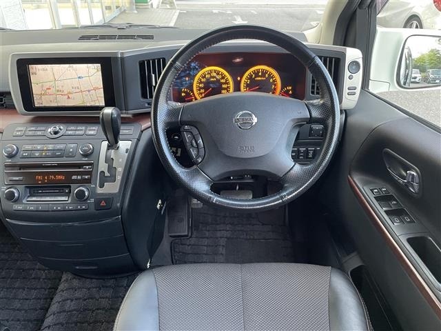 Nissan ELGRAND 2005 8417748-14