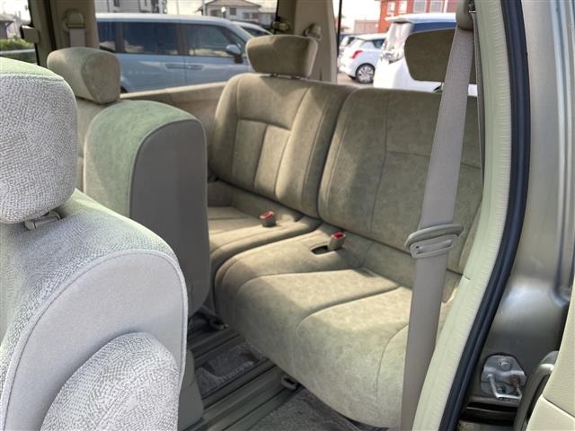 Nissan ELGRAND 2004 8417755-12