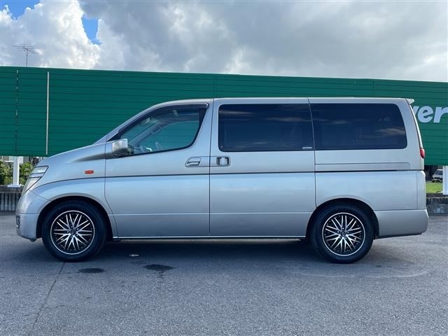 Nissan ELGRAND 2004 8417755-4