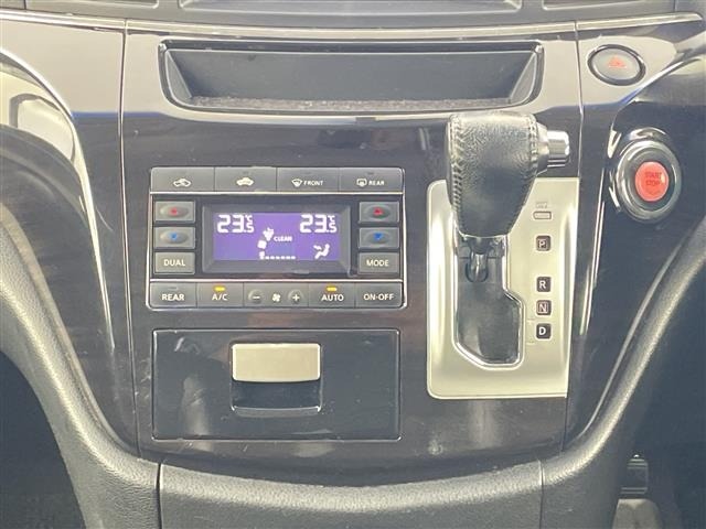 Nissan ELGRAND 2016 8417756-11