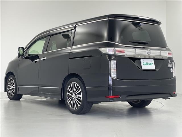 Nissan ELGRAND 2016 8417756-13