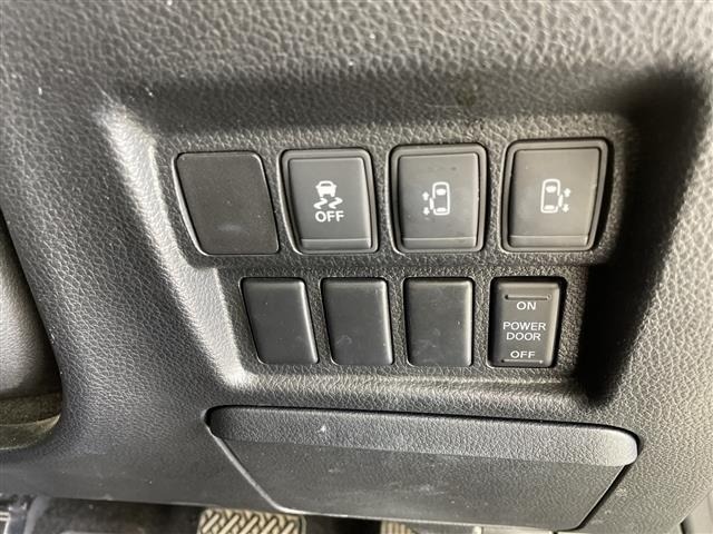 Nissan ELGRAND 2017 8417757-3