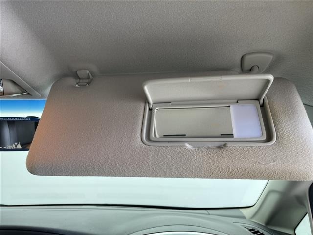 Nissan ELGRAND 2017 8417757-6