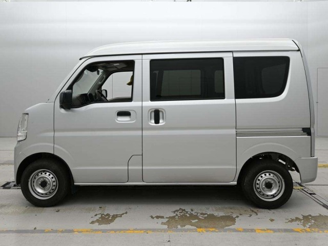 Suzuki EVERY 2023 8394251-4