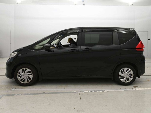 Honda FREED 2017 8417972-4